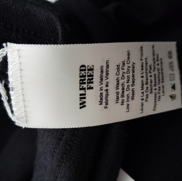 Wilfred free Julianna T shirt - Picture 4 of 5